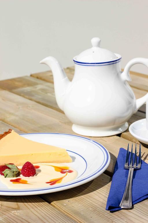 The Rose Garden Bed & Breakfast And Cafe Кенмеър Екстериор снимка