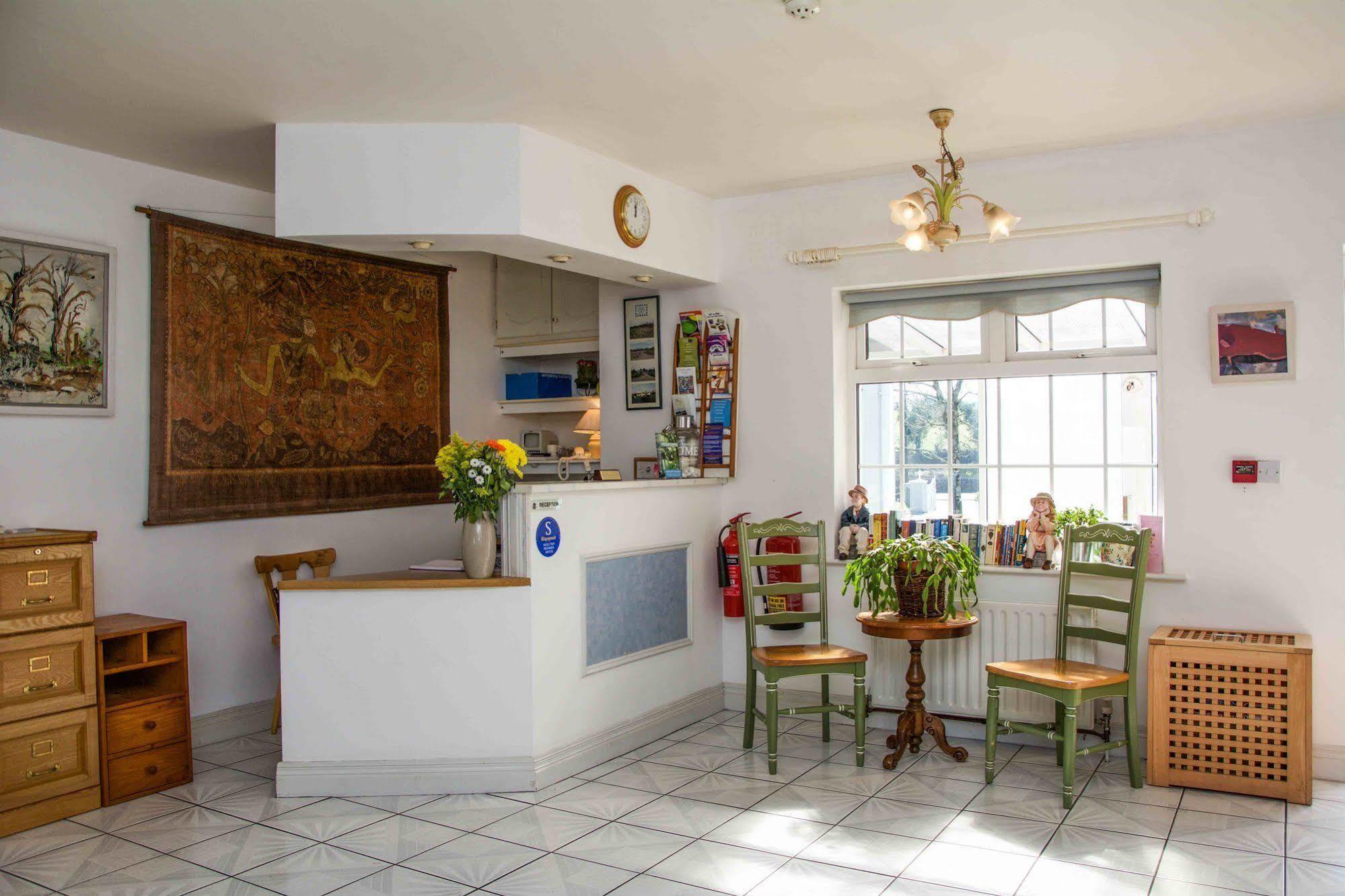 The Rose Garden Bed & Breakfast And Cafe Кенмеър Екстериор снимка
